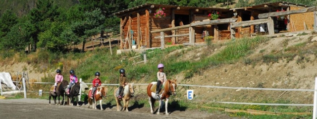  Reiten für Kinder mit Jennif Air Randonnees Equestres 